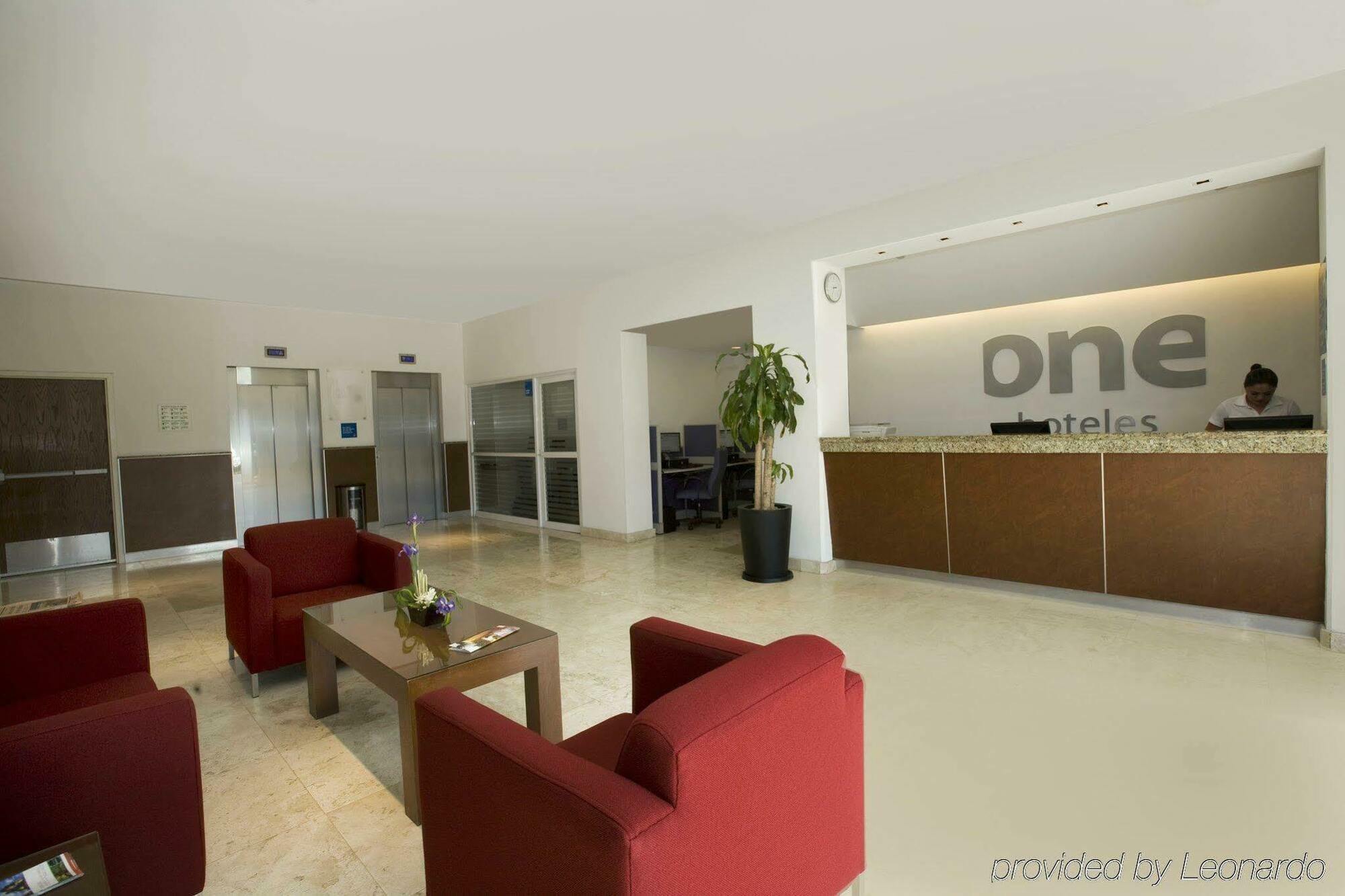One Queretaro Plaza Galerias Ξενοδοχείο Εσωτερικό φωτογραφία